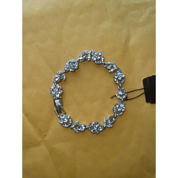 Givenchy - Picture 9 of 11